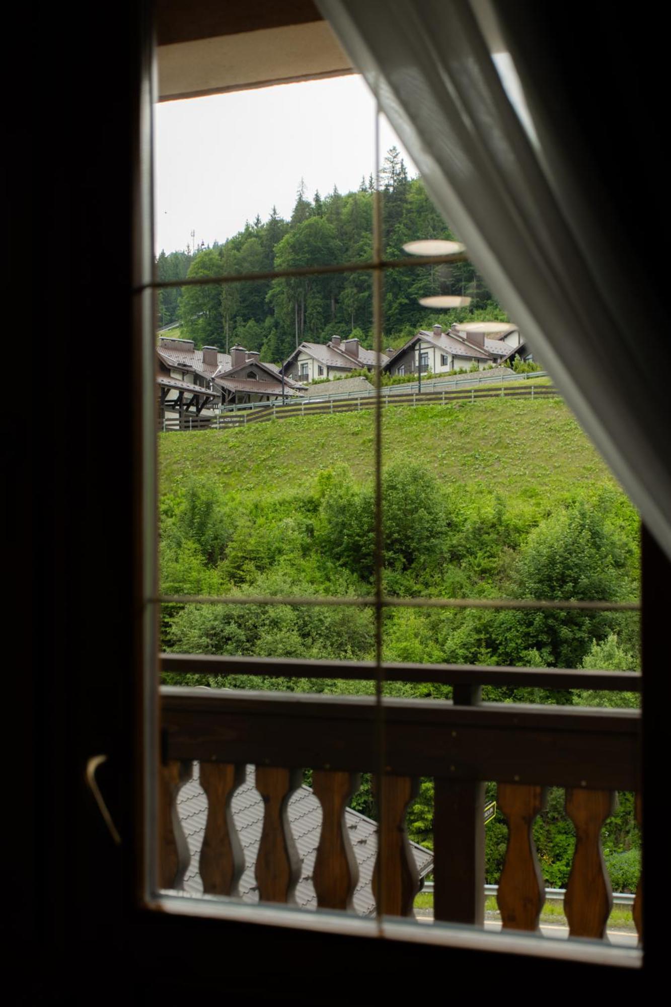 Ganz & Spa Bukovel Bagian luar foto