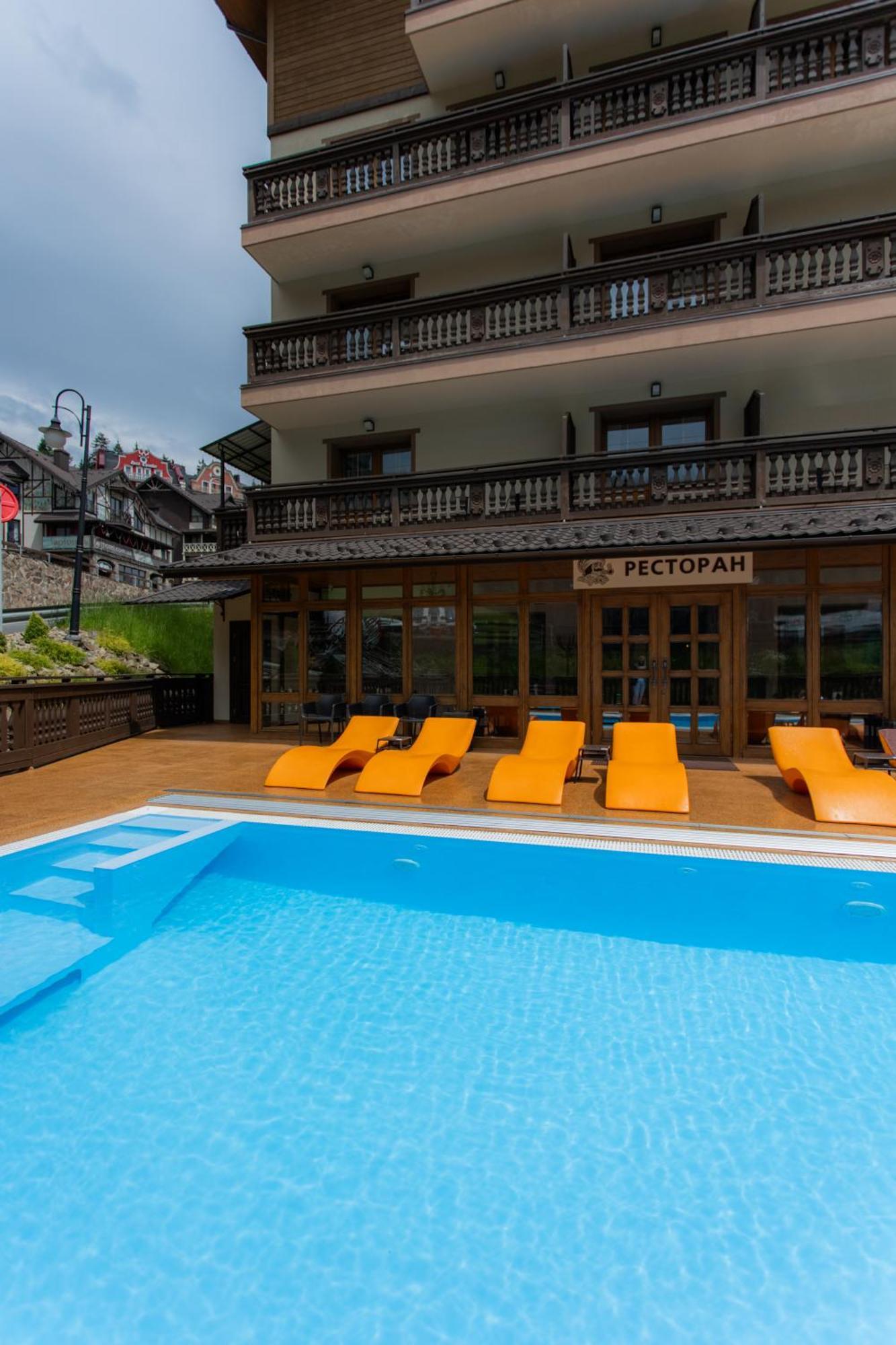 Ganz & Spa Bukovel Bagian luar foto